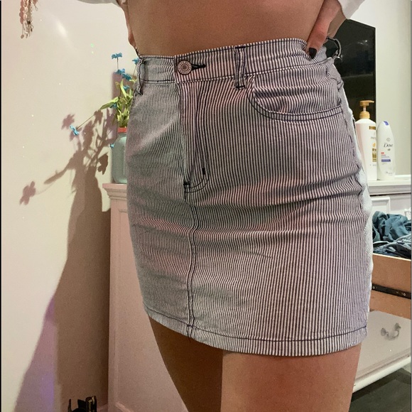 RARE brandy melville skirt - Picture 1 of 4